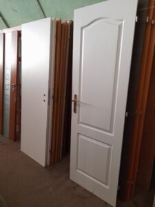 Dvere interiérové - rôzne typy a veľkosti